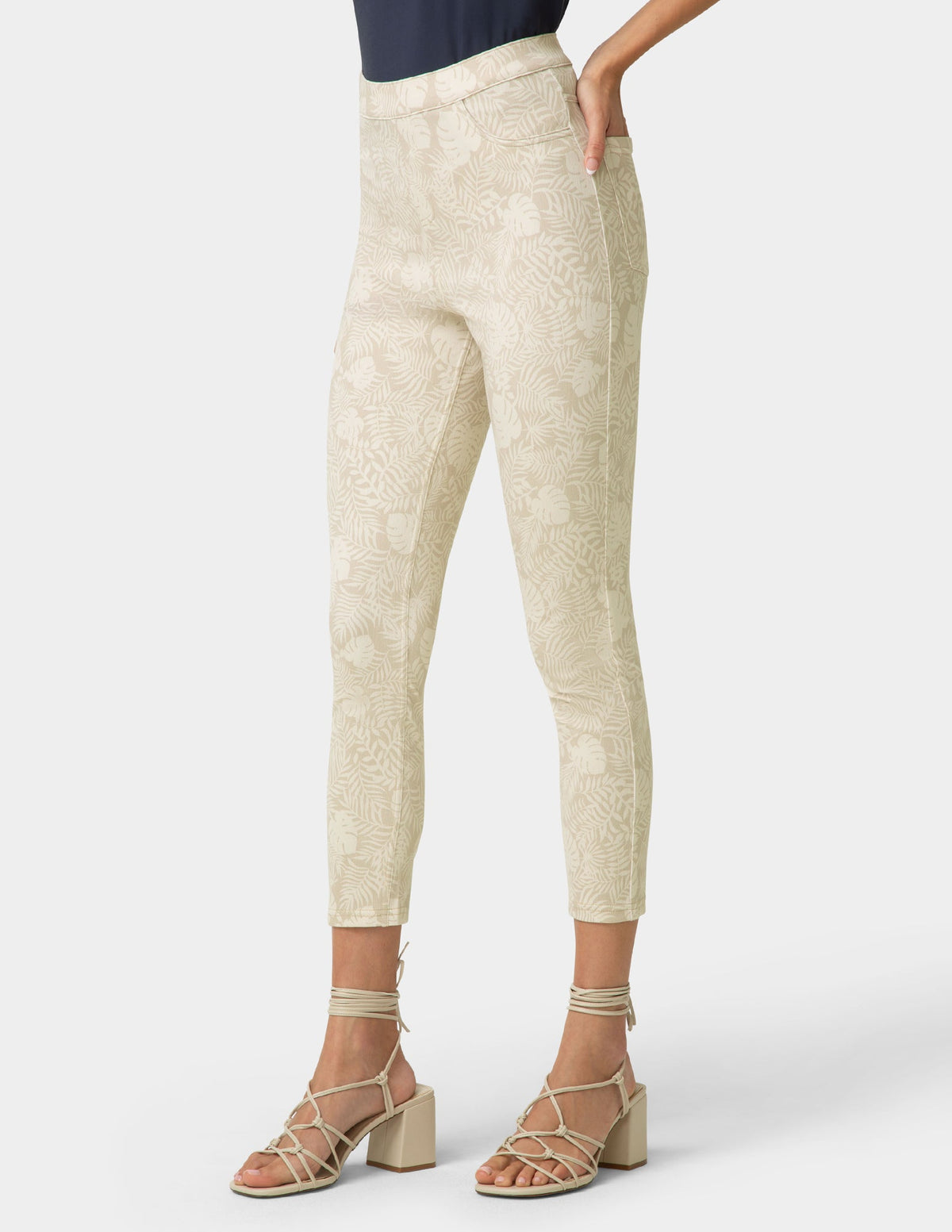 Tonal Ultra Soft Denim Skimmer - White Pepper | Hue