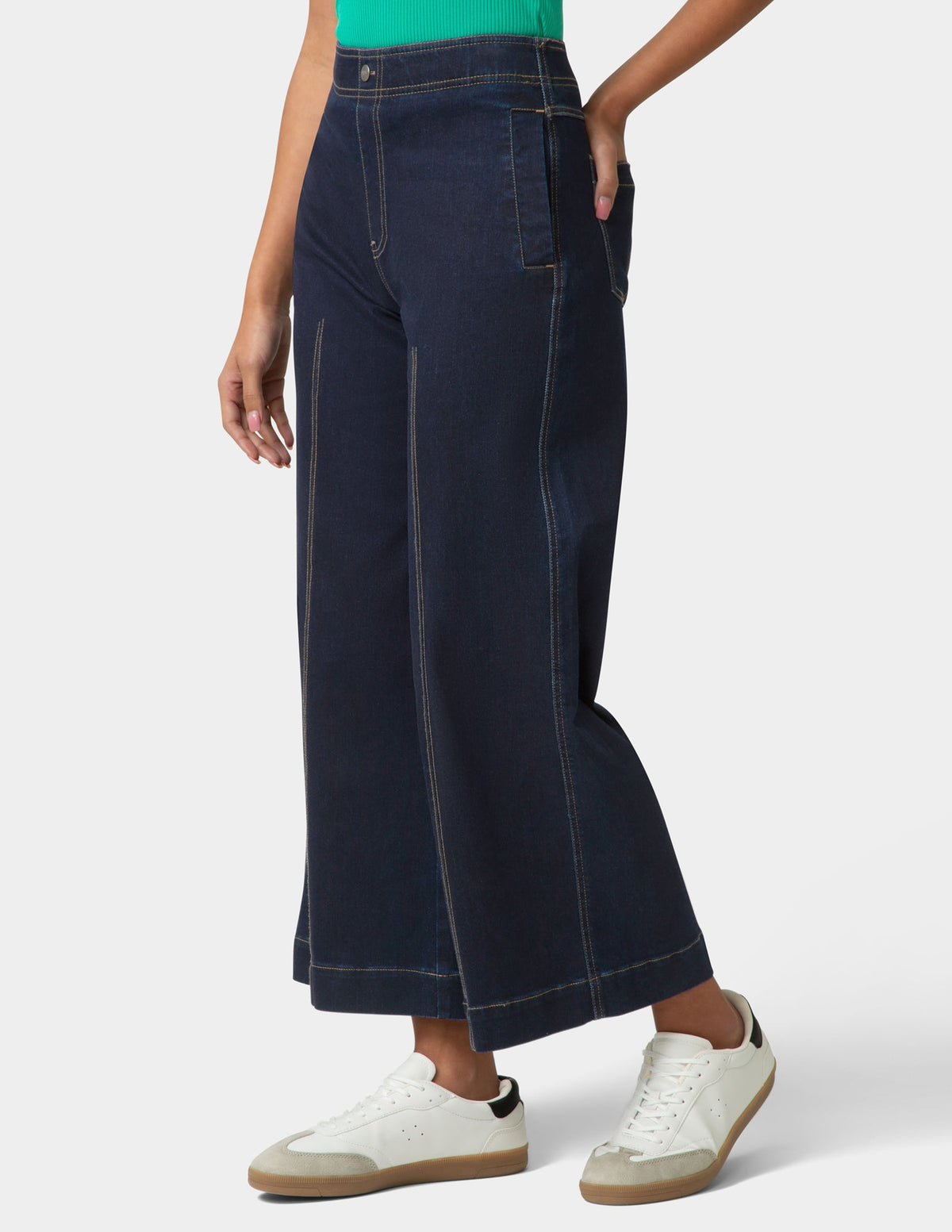 Fine Lines Denim Crop Wide Leg Pant - Black Indigo Wash | Hue