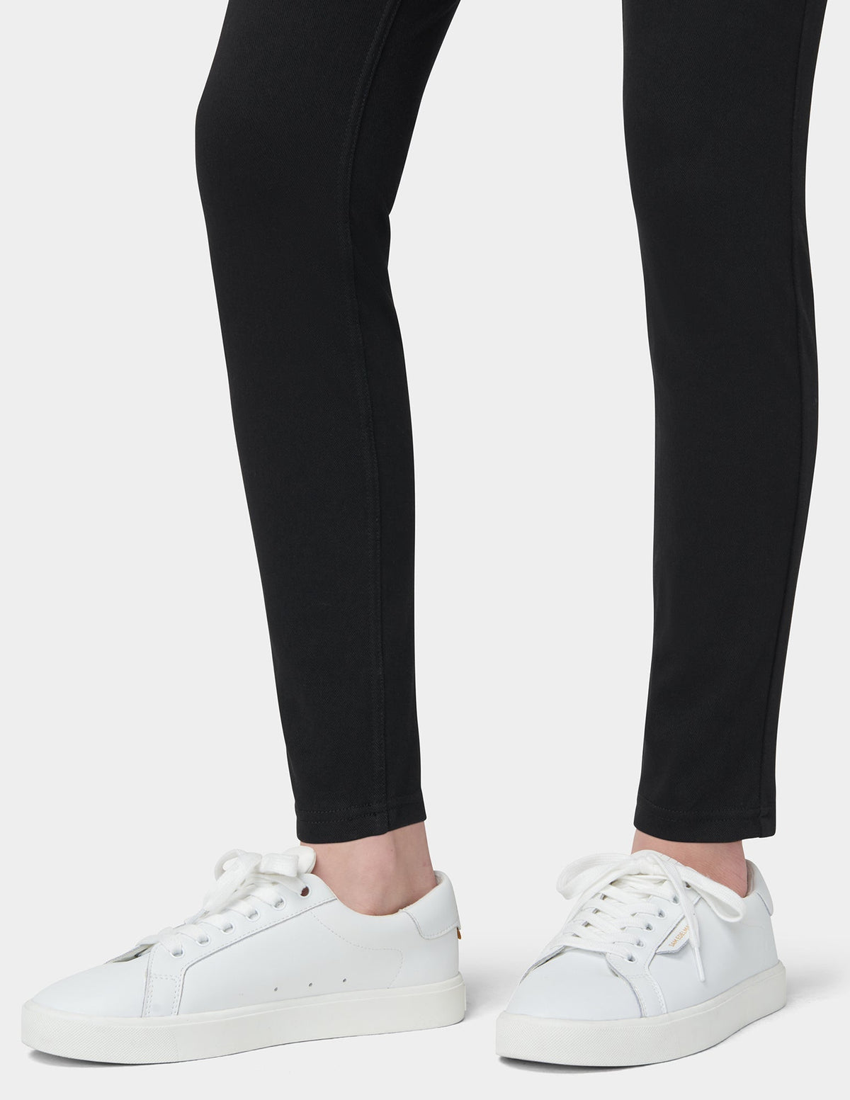 Ultra Soft Denim Legging - Black | Hue