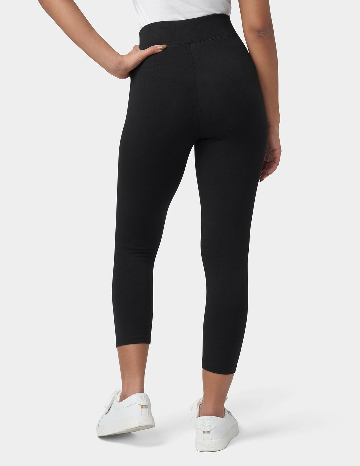 Ultra Capri with Wide Waistband - Black | Hue