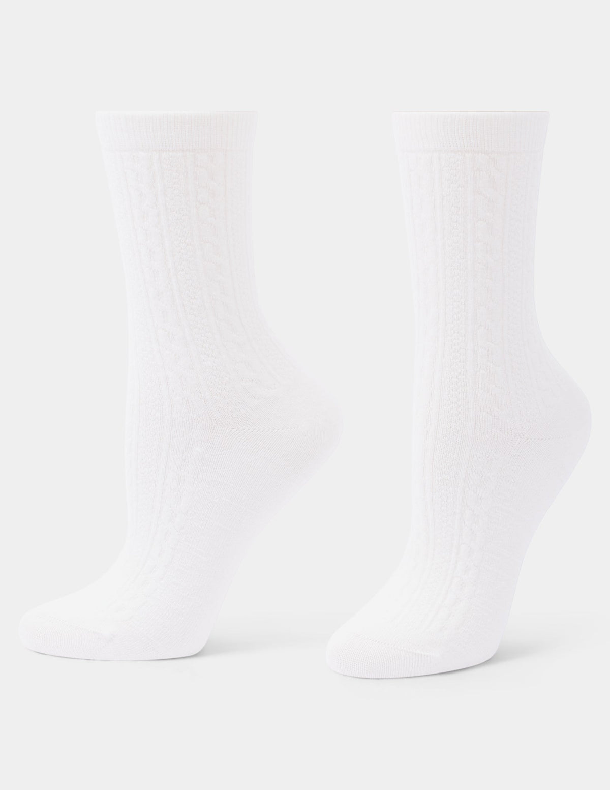 Ribbed Cable Crew - Ivory | Hue