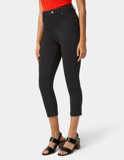 Hi-Rise Ultra Soft Denim Capri Legging - Black | Hue