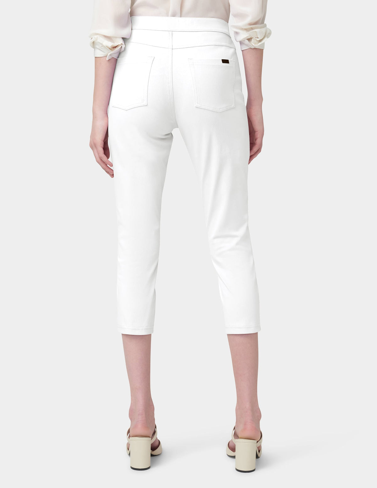Denim Capri - White | Hue