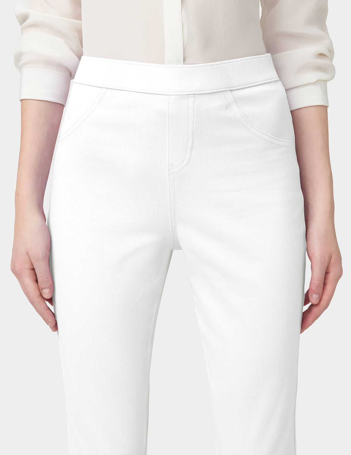 Denim Capri - White | Hue