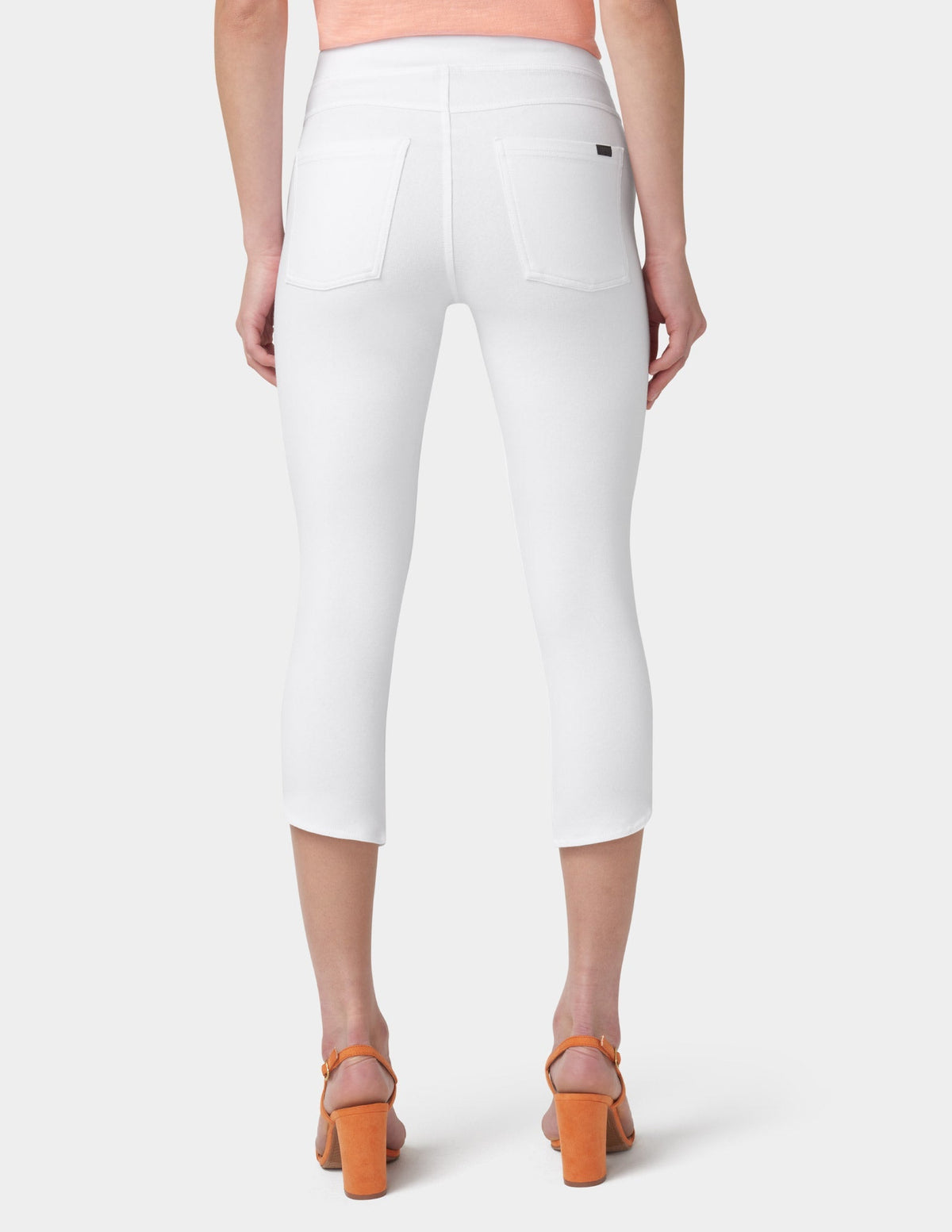 Game Changing Tulip Hem Capri - White | Hue