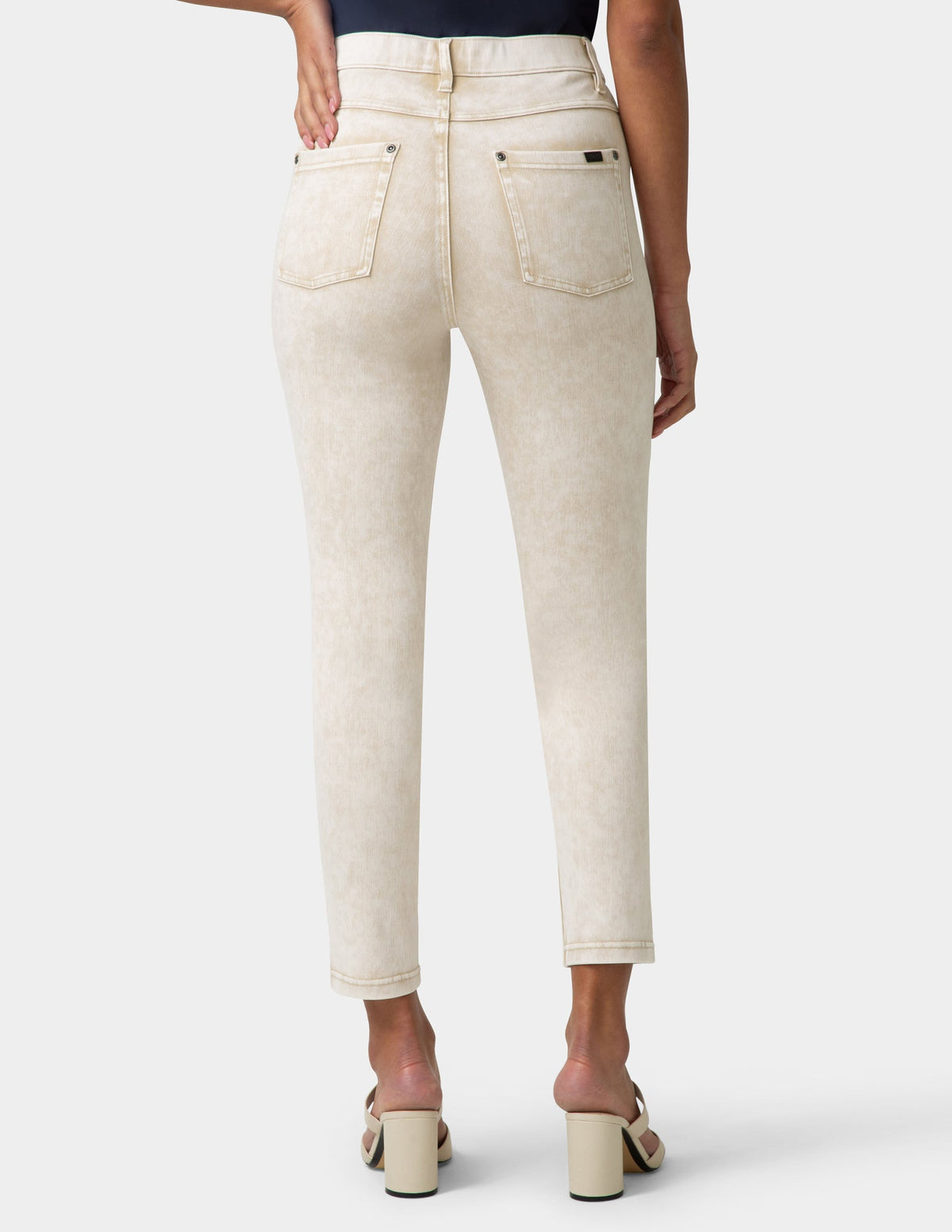 Ultra Soft Denim High Waist Skimmer - Oatmeal Acid Wash | Hue