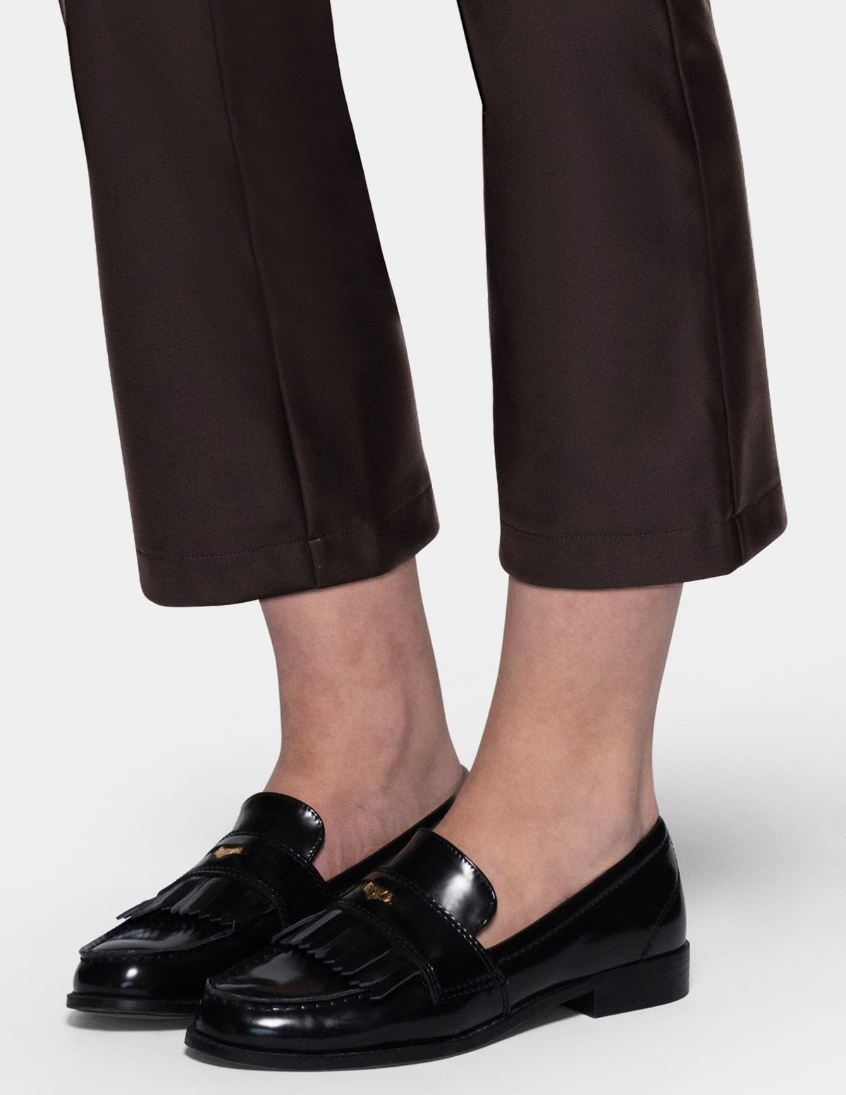 Leatherette Cropped Baby Bootcut Legging - Black Coffee | Hue