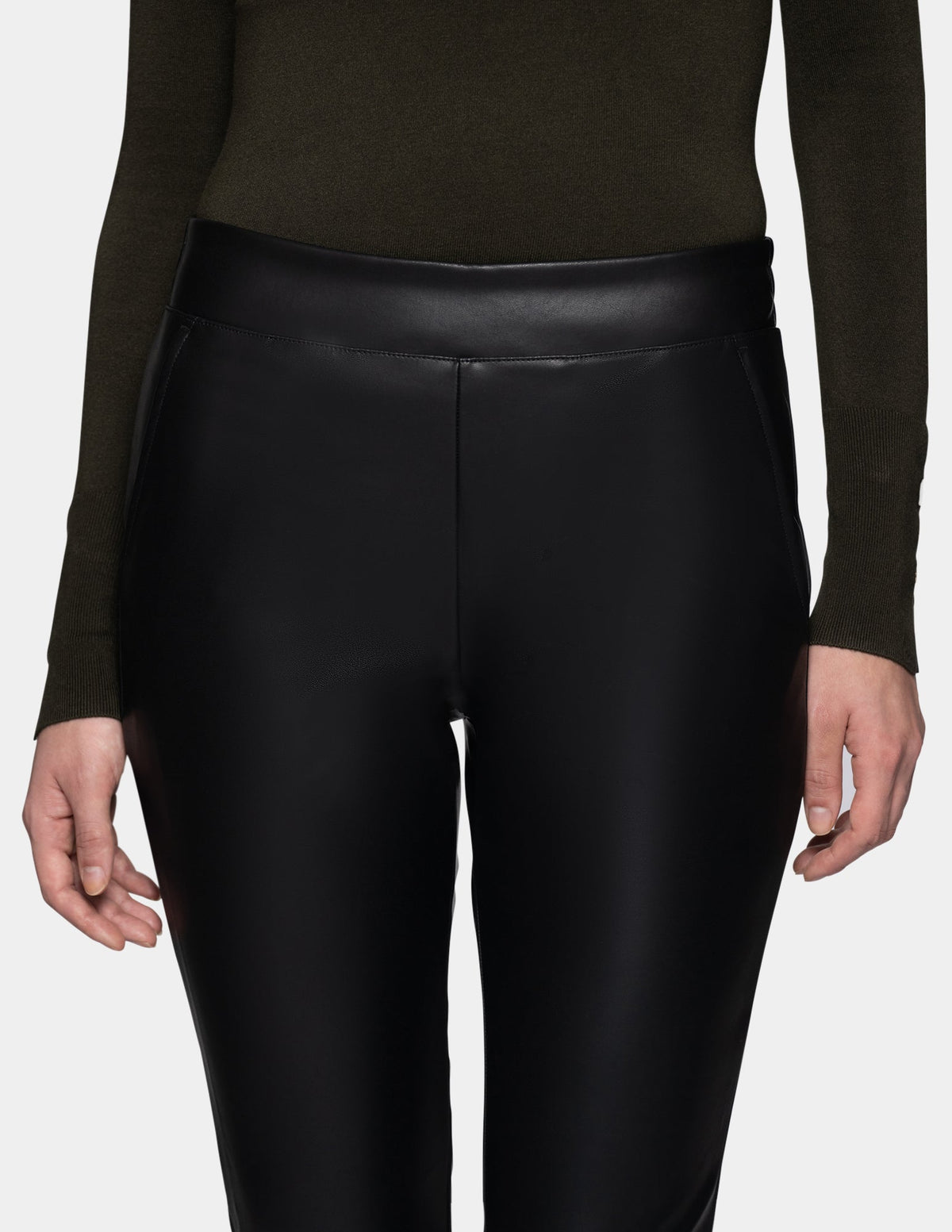 Leatherette Cropped Baby Bootcut Legging - Black | Hue