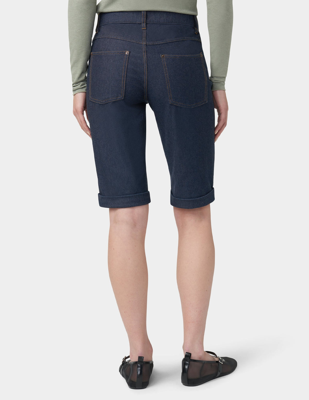 Cuffed Essential Denim Short - Deep Indigo Wash | Hue