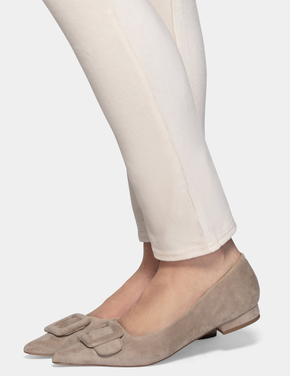 Classic Corduroy Pant - Whisper White | Hue