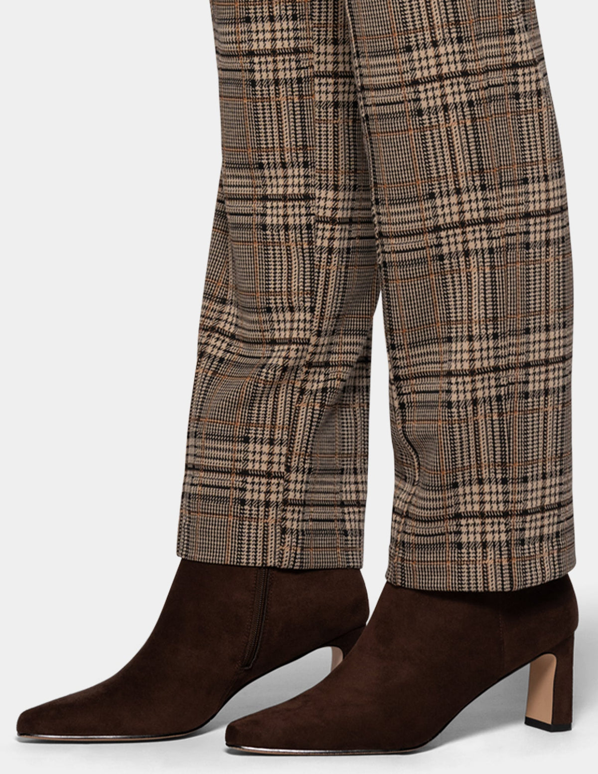 Plaid Pull-On Trouser - Brown | Hue