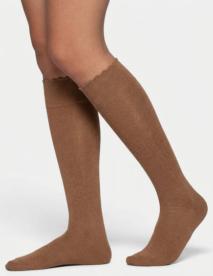 Compression Opaque Knee High - Natural | Hue