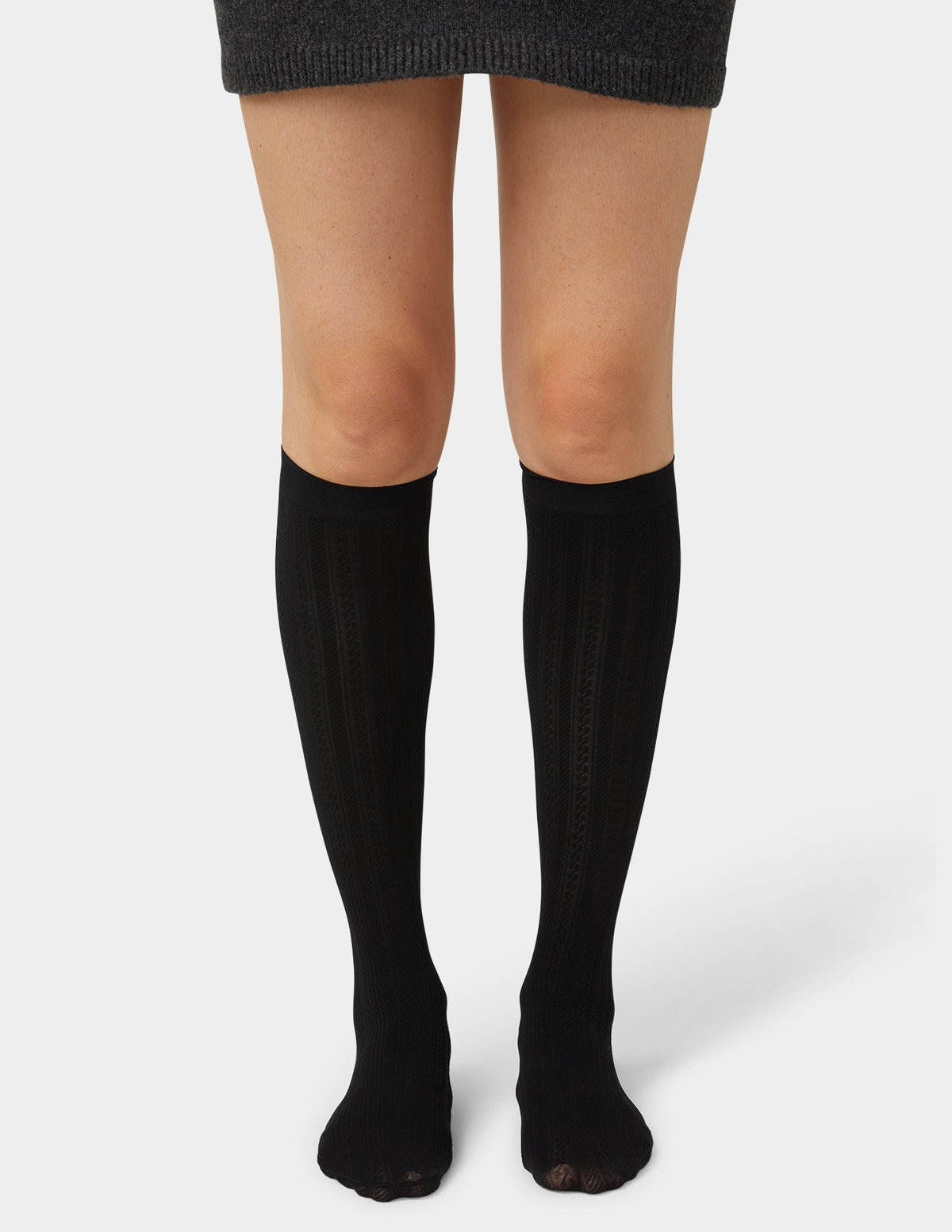 Cable Knee High - Black | Hue