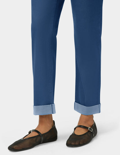 Girlfriend Mid-Rise Denim Pant - Medium Wash | Hue