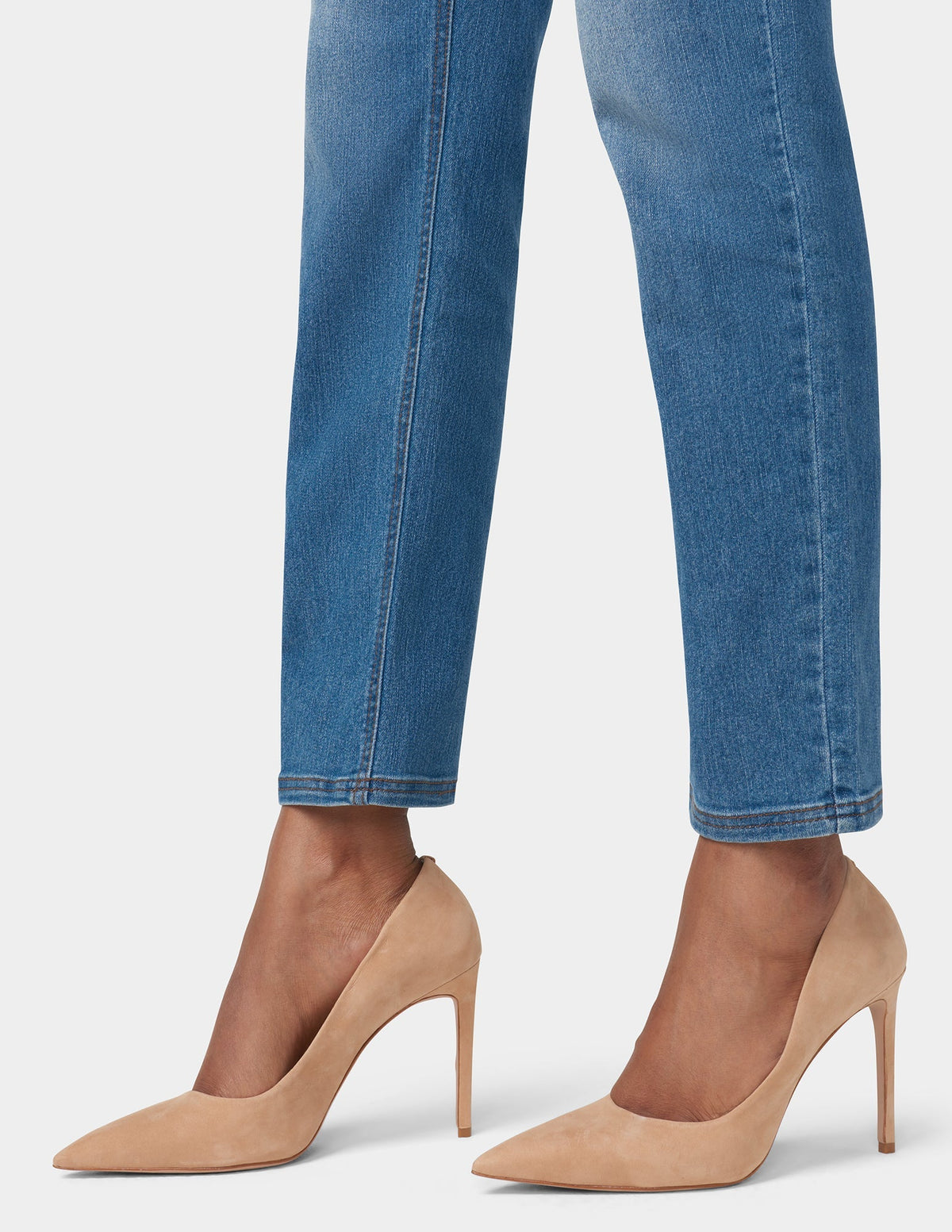 Straight Leg Jeans - Medium Wash | Hue