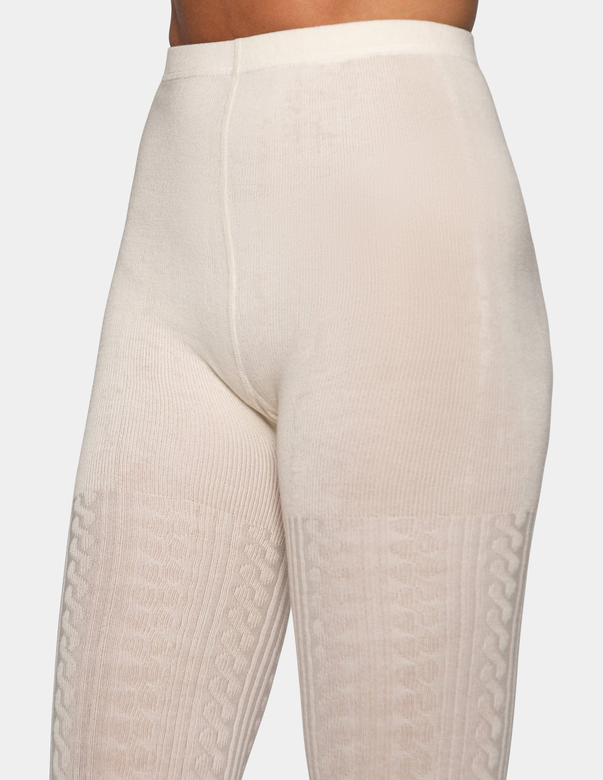 Cable Sweater Tight - Ivory | Hue